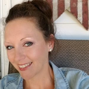 Meet your Posher, Bobbie